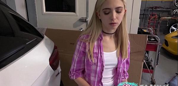  Jane Wilde Screws Step-Dad And Begs For Cum On Face